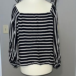 NWT! Banana Republic dress blouse. Beautiful button detail down the back. Sz. L.